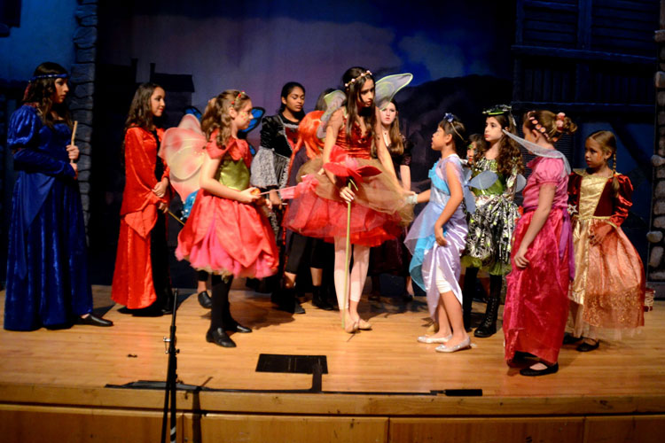 IOTC_140626_Summer-Cons-Show-Separated-at-Curse-16-DRV-web